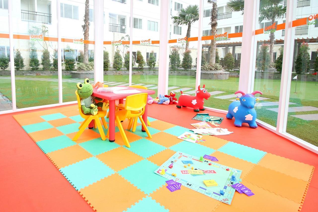 Harris Hotel Sentraland Semarang Esterno foto