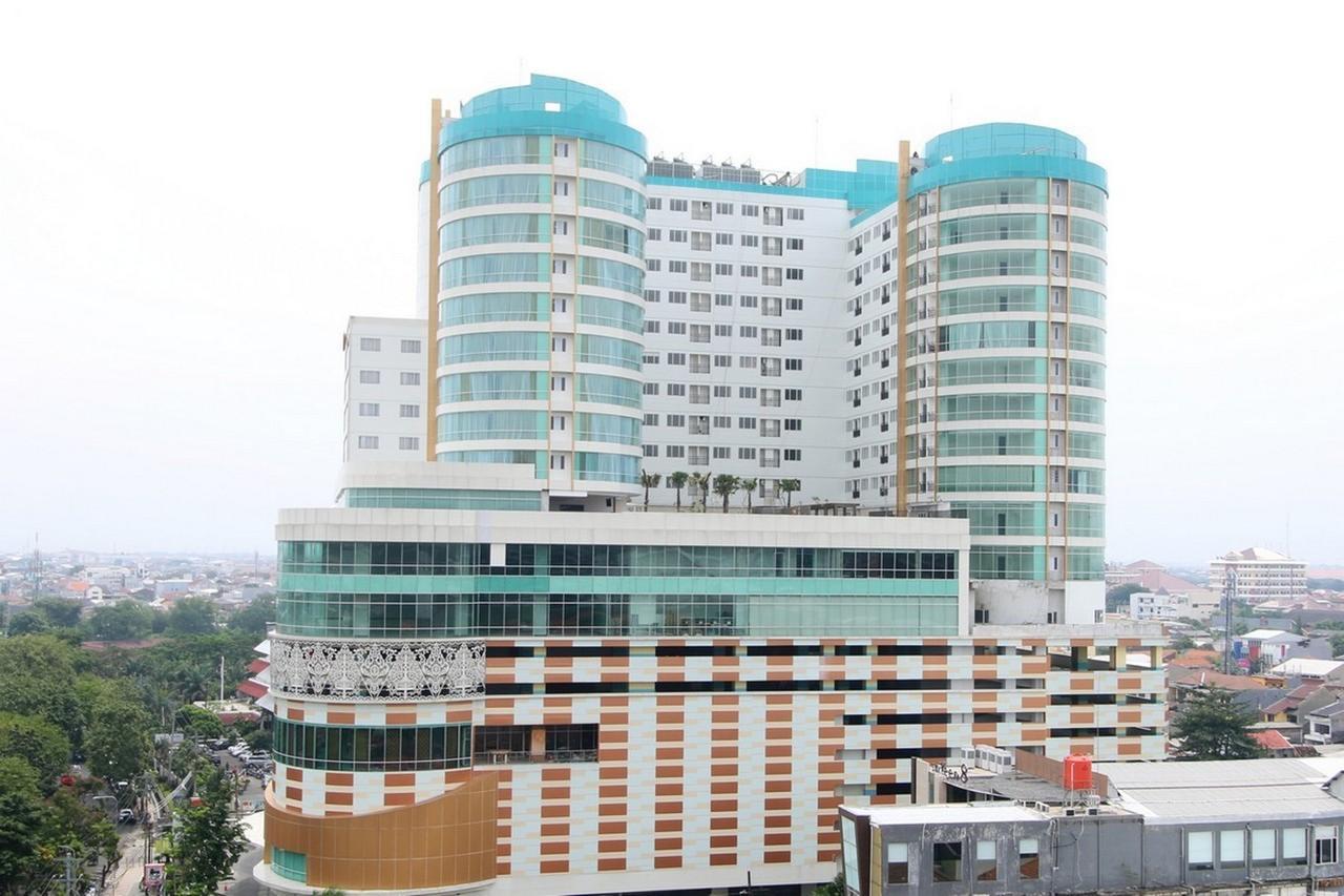 Harris Hotel Sentraland Semarang Esterno foto