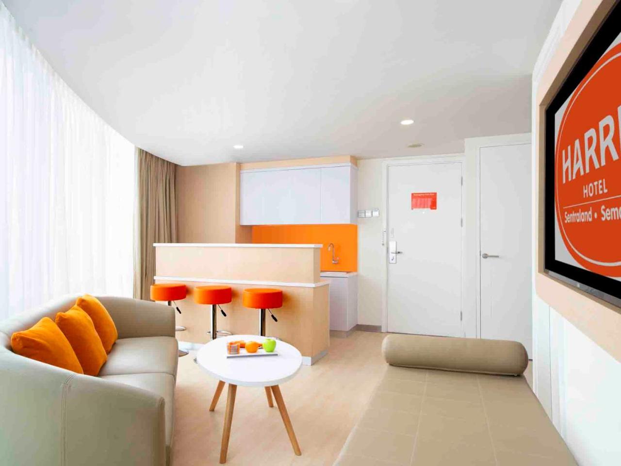 Harris Hotel Sentraland Semarang Esterno foto