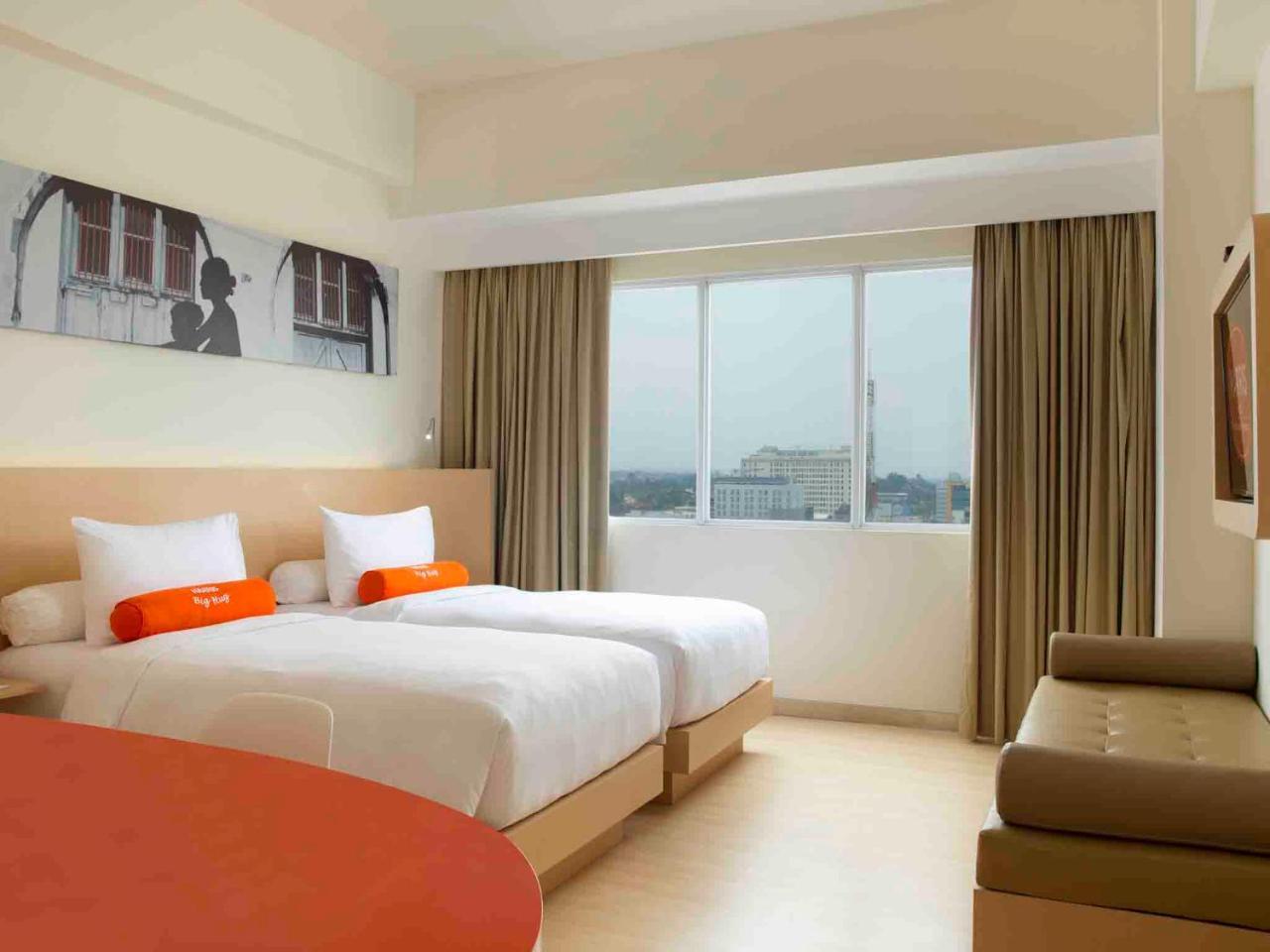 Harris Hotel Sentraland Semarang Esterno foto