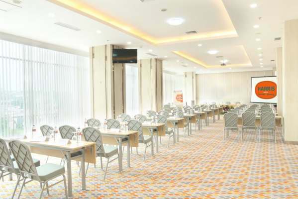 Harris Hotel Sentraland Semarang Esterno foto